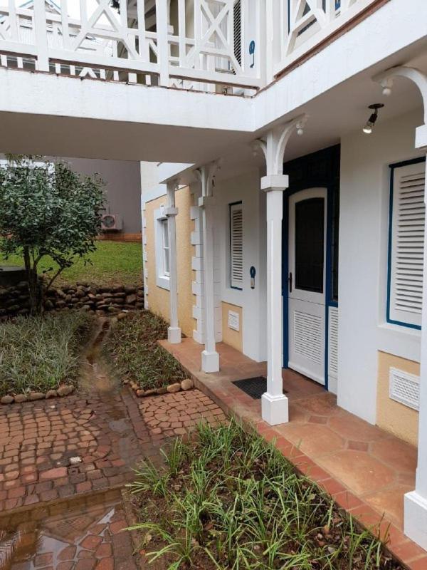19 Montego Bay Caribbean Estate Apartamento Port Edward Exterior foto